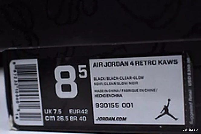 black 4 retro 540 kaws Air Nike 930155- 2906 Vibrant Jordan 0826